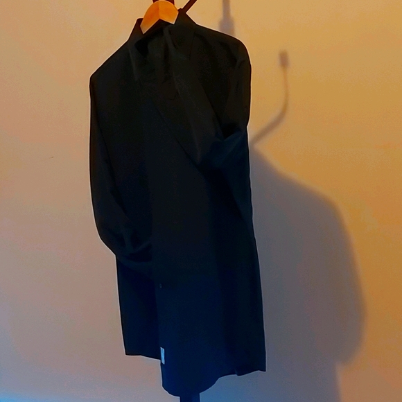 Shirt - Picture 4 of 5